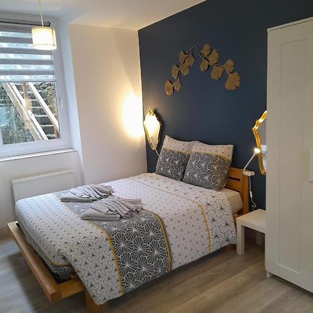 17, Face A La Gare Apartment Lannion Luaran gambar