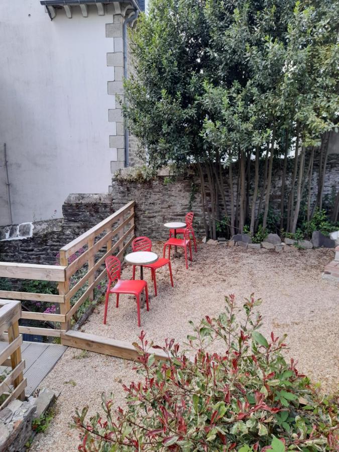 17, Face A La Gare Apartment Lannion Luaran gambar