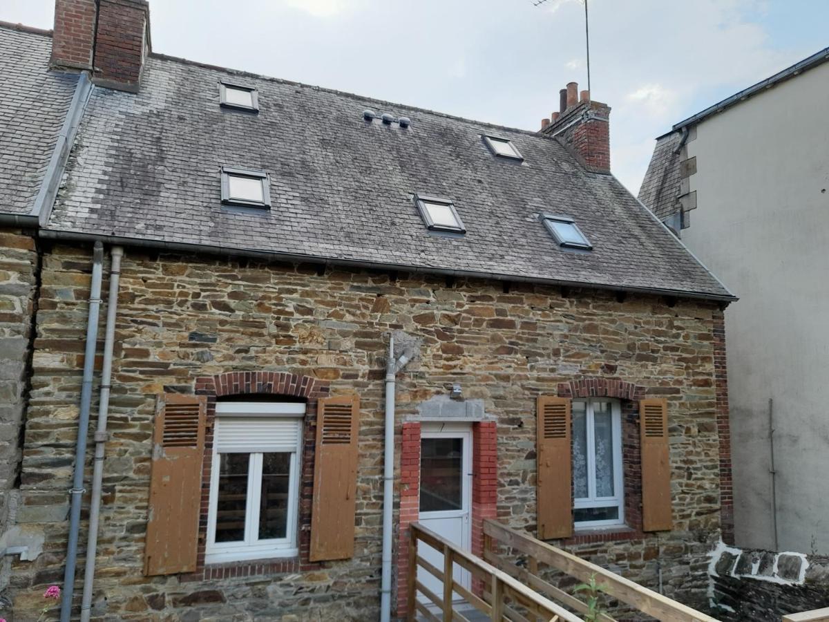 17, Face A La Gare Apartment Lannion Luaran gambar