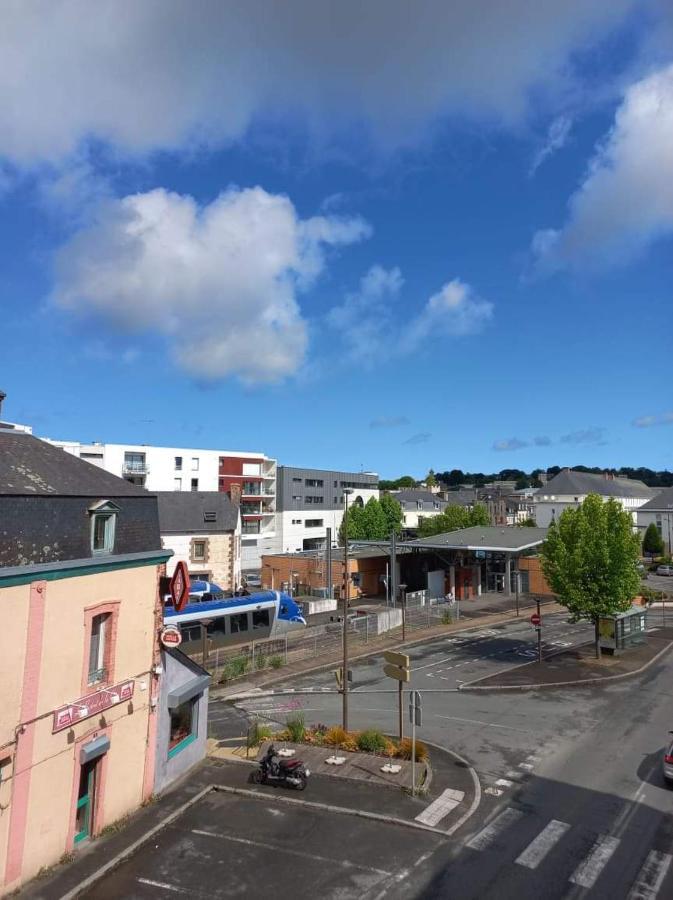 17, Face A La Gare Apartment Lannion Luaran gambar