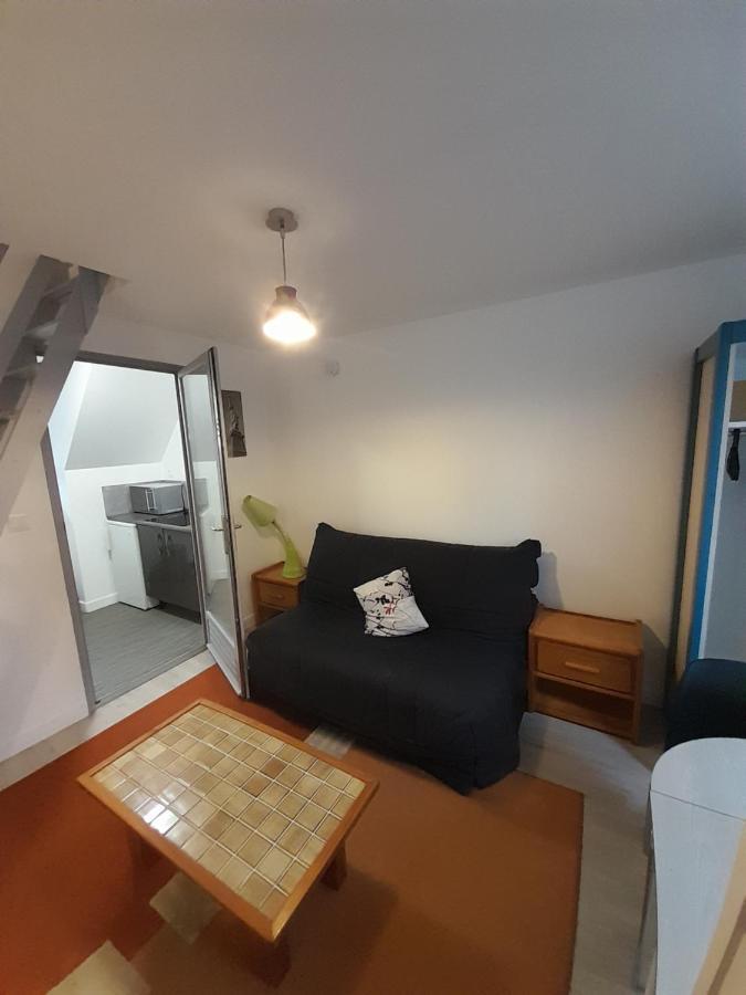 17, Face A La Gare Apartment Lannion Luaran gambar
