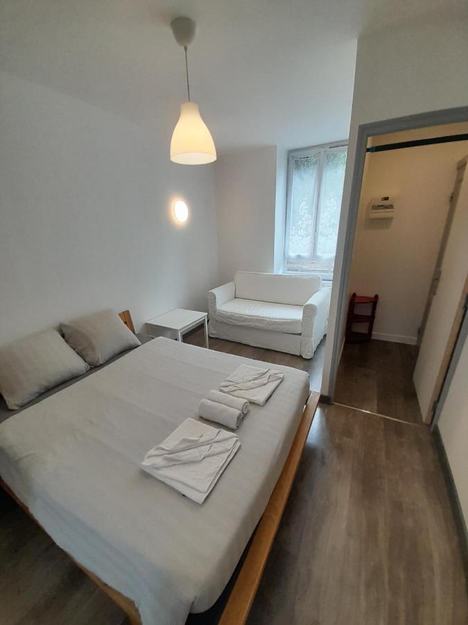 17, Face A La Gare Apartment Lannion Luaran gambar